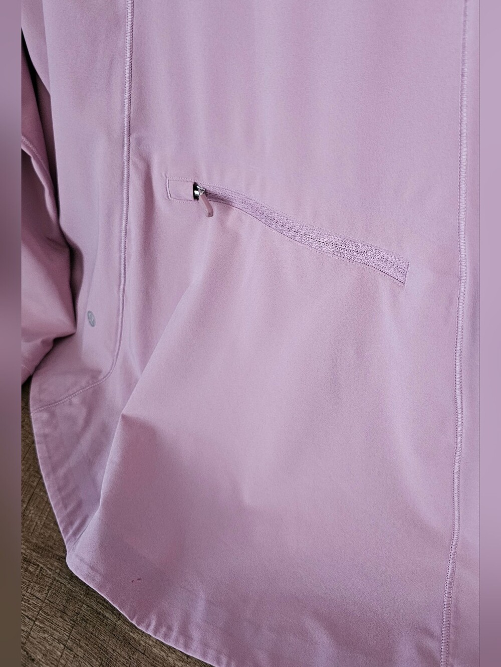 Lululemon Run Jacket - Picture 8 of 9